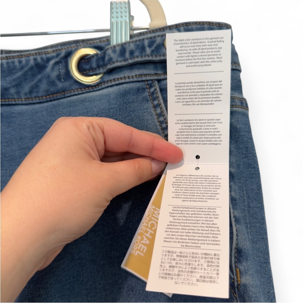 Michael Kors High-Rise Flare Jeans Selma Crop in Cali Blue Denim, Plus Size 20W - Picture 11 of 12